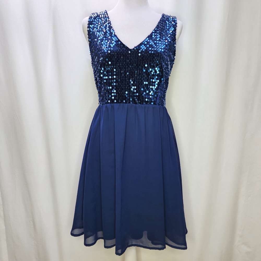 Double Zero Sz M Blue Sequins Sheer Sleeveless Flowy Polyester Formal Dress